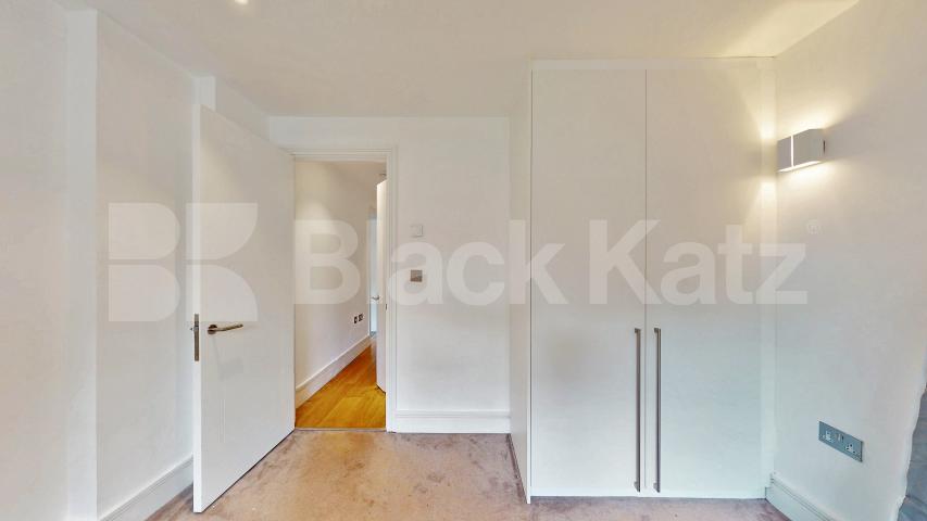 Spacious 3 bed 3 bath apartment set in a beautiful location  Adelaide Road, Primrose Hill / Chalk Farm